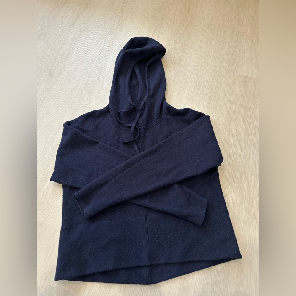 Quince women’s Hooded Sweater navy size small